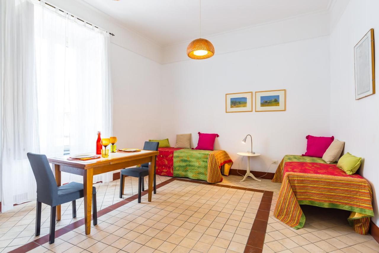Lopez 20 A Big Family Apartment By Napoliapartments Exterior photo