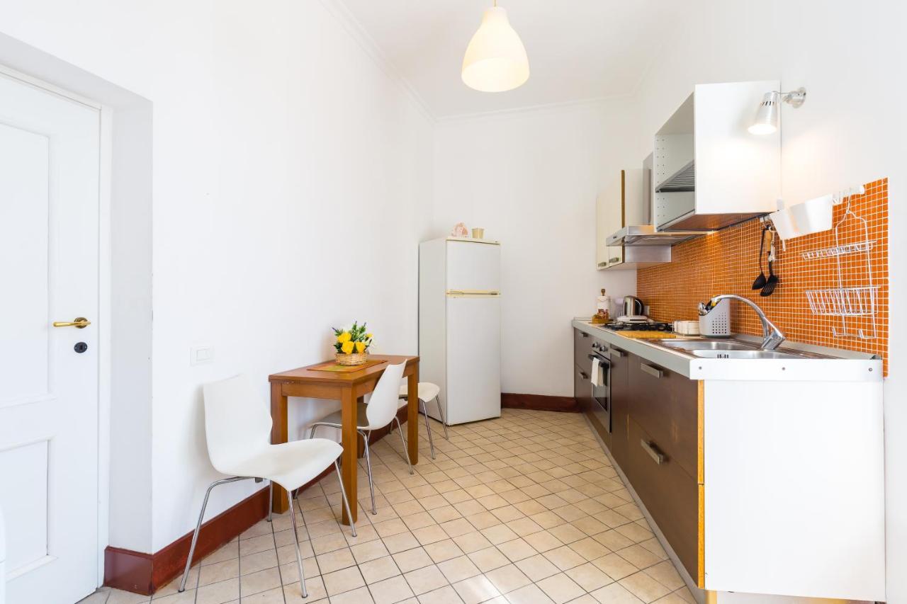 Lopez 20 A Big Family Apartment By Napoliapartments Exterior photo